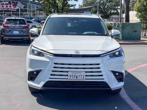 Certified 2025 Lexus TX 350 AWD w/ Technology Package image 6