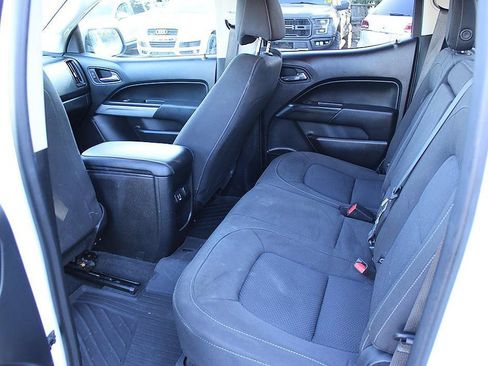 Used 2020 Chevrolet Colorado LT RWD image 14