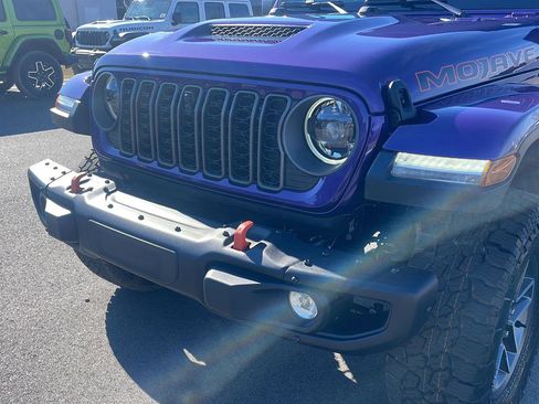 New 2026 Jeep Gladiator Mojave image 12