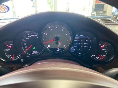 Used 2014 Porsche Panamera S RWD image 21