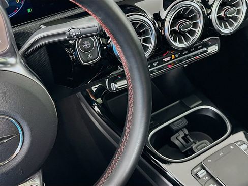 Used 2023 Mercedes-Benz CLA 250 image 16