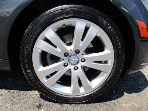 Used 2010 Mercedes-Benz C 300 4MATIC Sedan image 13