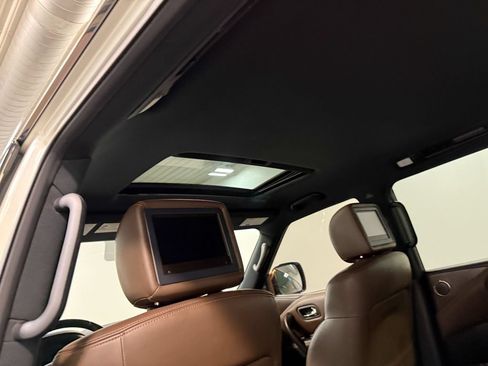 Used 2019 Nissan Armada Platinum w/ Captain's Chairs Package AWD/4WD image 11