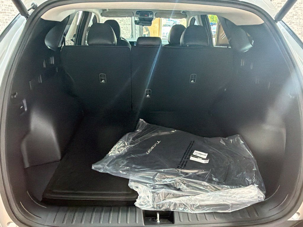New 2026 Hyundai Tucson SEL Plus FWD image 12