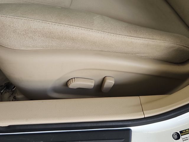 Used 2013 Nissan Altima 2.5 SV w/ 2.5SV Convenience Pkg FWD image 22