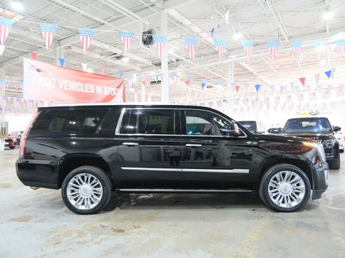 Used 2017 Cadillac Escalade ESV Platinum image 15