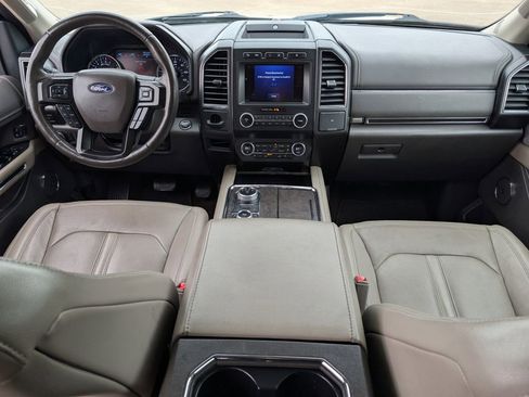 Used 2020 Ford Expedition Limited image 9