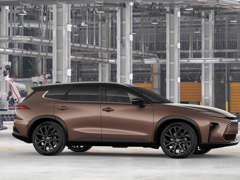 New 2026 Toyota Crown Signia AWD/4WD image 15