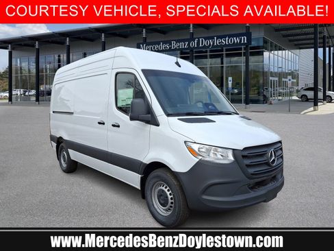 New 2025 Mercedes-Benz Sprinter 2500 image 1