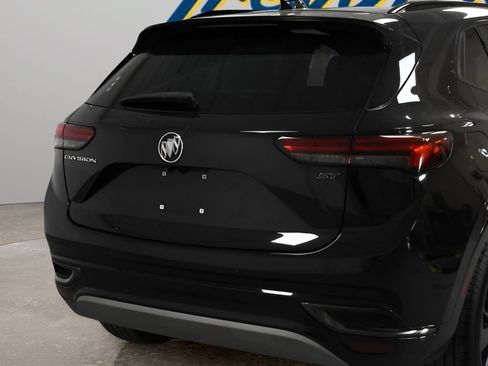 Used 2021 Buick Envision Essence w/ Sport Touring Package FWD image 3