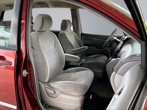 Used 2004 Toyota Sienna FWD image 23