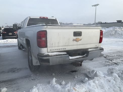Used 2017 Chevrolet Silverado 3500 LT image 4