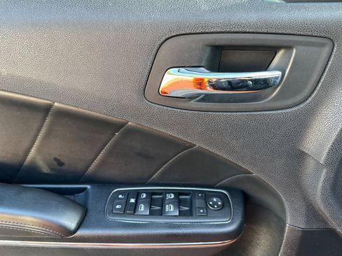 Used 2014 Dodge Charger R/T w/ Wheels & Tunes Group image 11