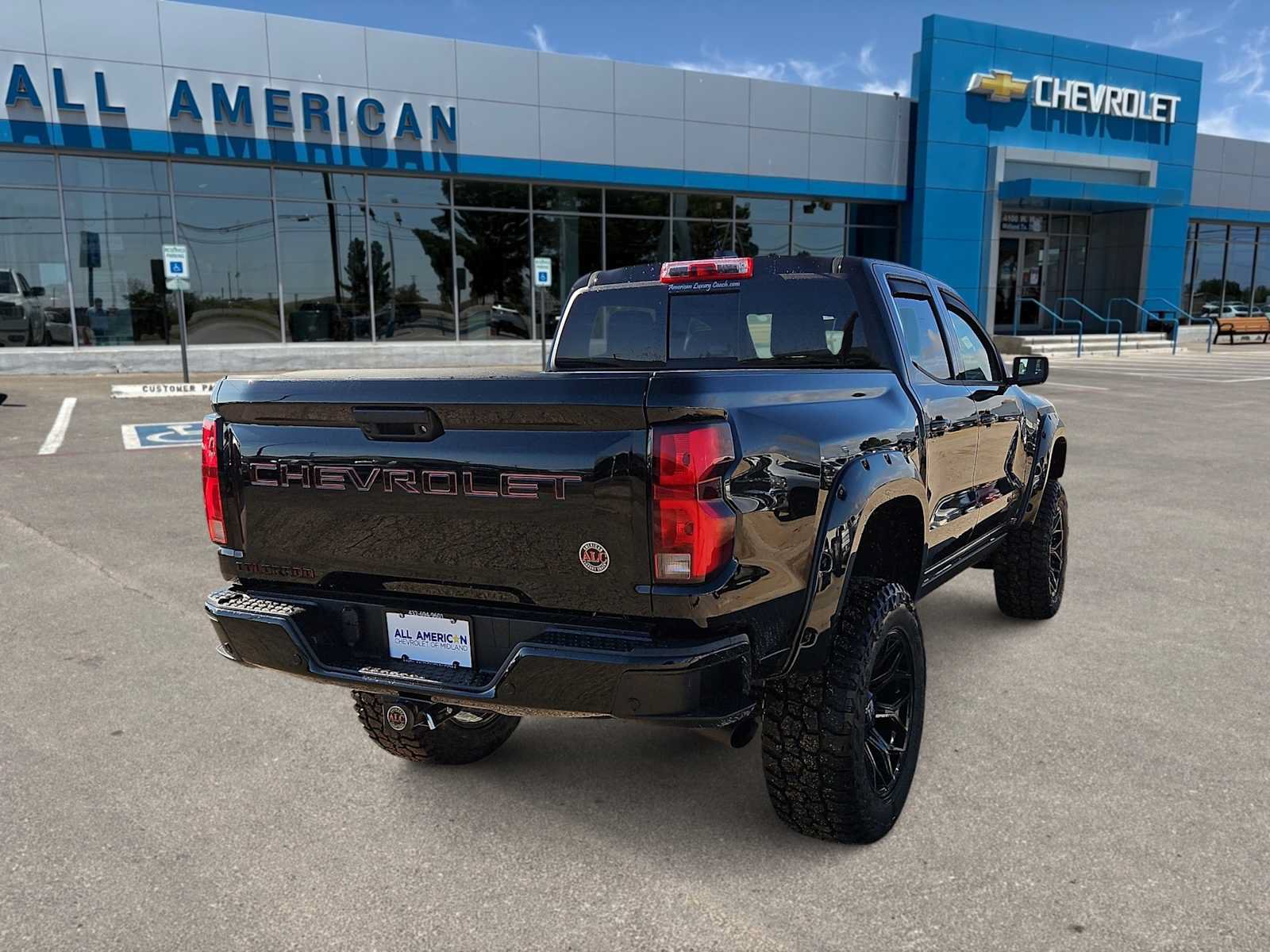 New 2026 Chevrolet Colorado Z71 w/ Z71 Convenience Package 2 AWD/4WD image 8