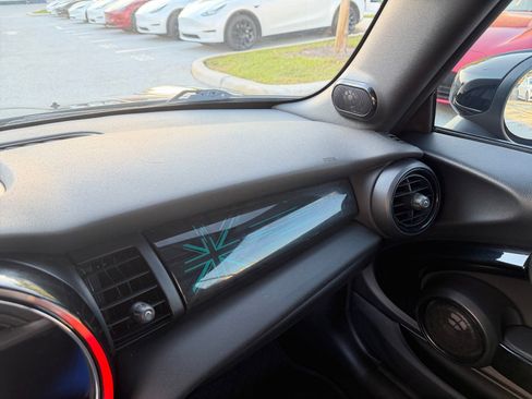 Used 2020 MINI Cooper John Cooper Works image 17