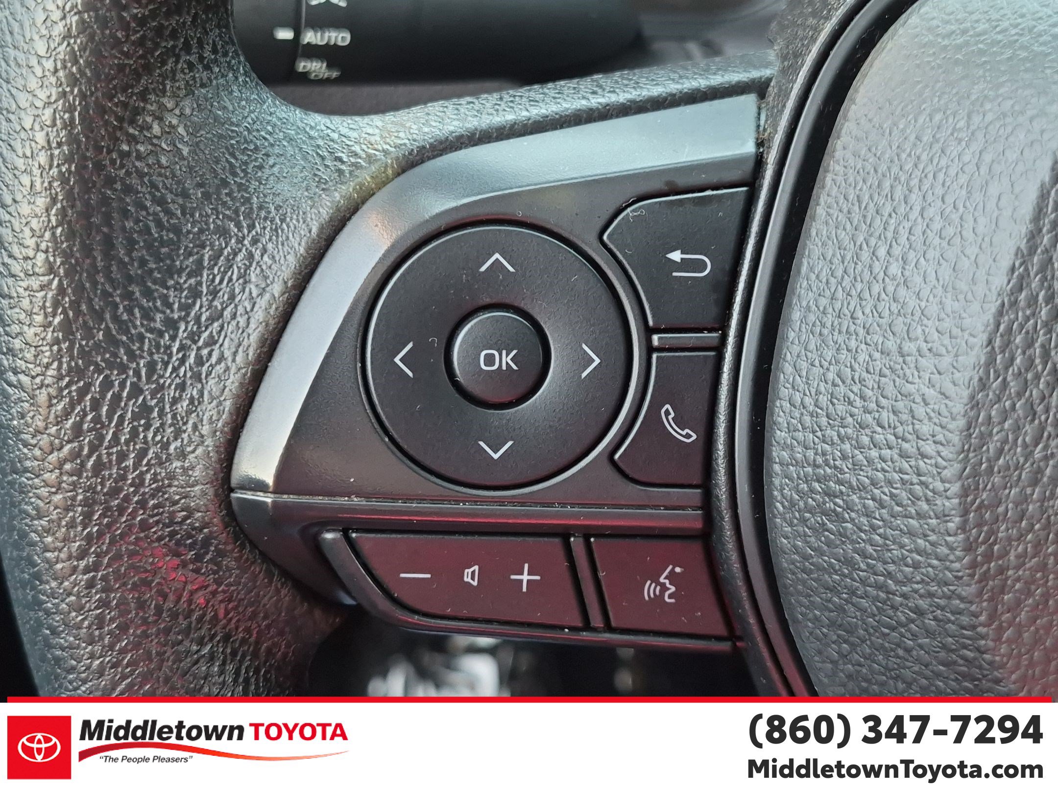 Certified 2025 Toyota Corolla LE FWD image 19