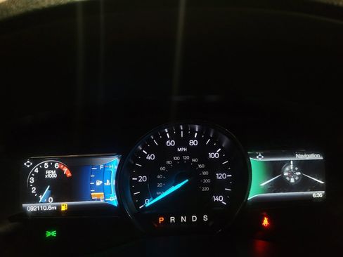 Used 2018 Ford Explorer XLT w/ Equipment Group 202A image 23