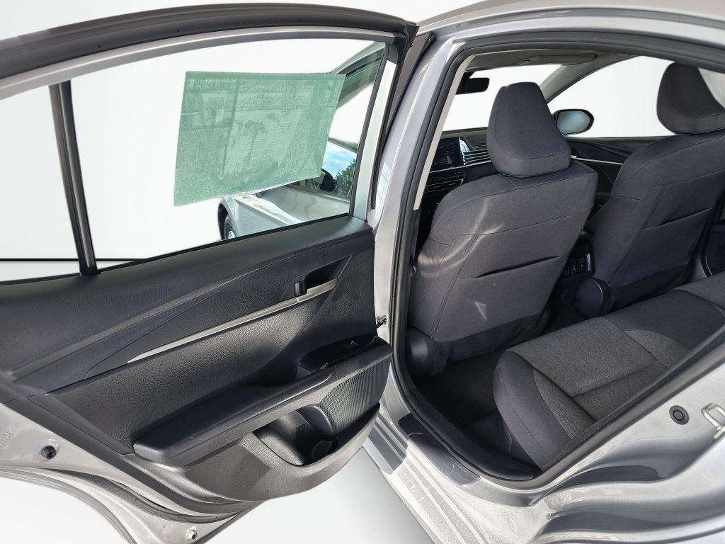 Used 2025 Toyota Camry LE w/ Convenience Package FWD image 34