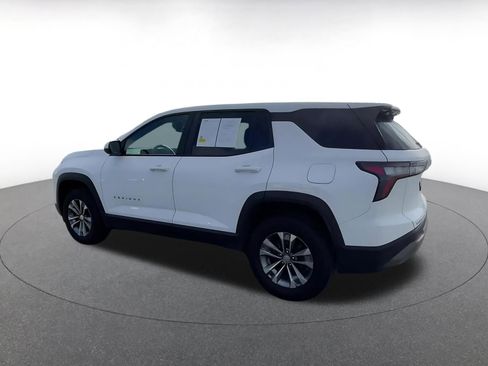 Used 2025 Chevrolet Equinox LT image 10