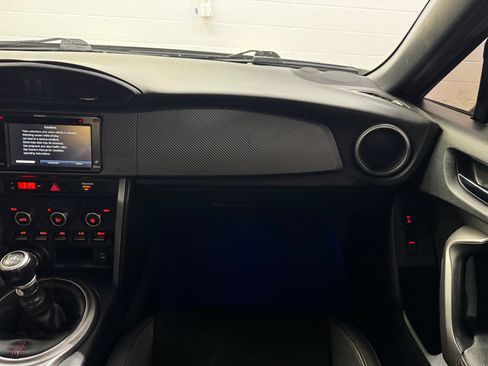 Used 2015 Subaru BRZ Limited w/ Popular Package #1A RWD image 15