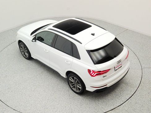 Used 2025 Audi Q3 2.0T Premium w/ Convenience Package AWD/4WD image 28