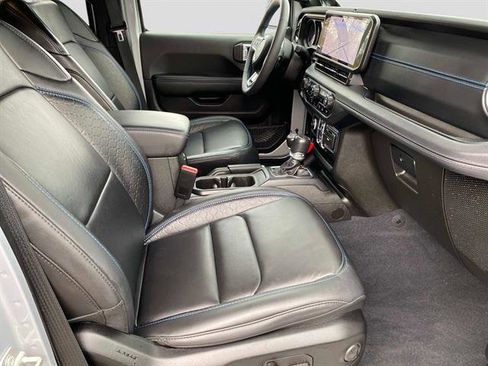 Used 2024 Jeep Wrangler High Altitude image 27