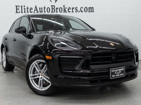 Used 2024 Porsche Macan AWD/4WD image 7