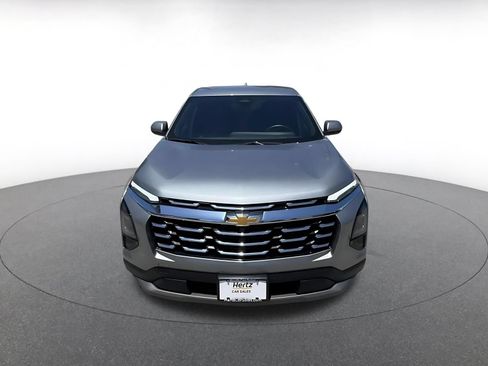 Used 2025 Chevrolet Equinox LT FWD image 4
