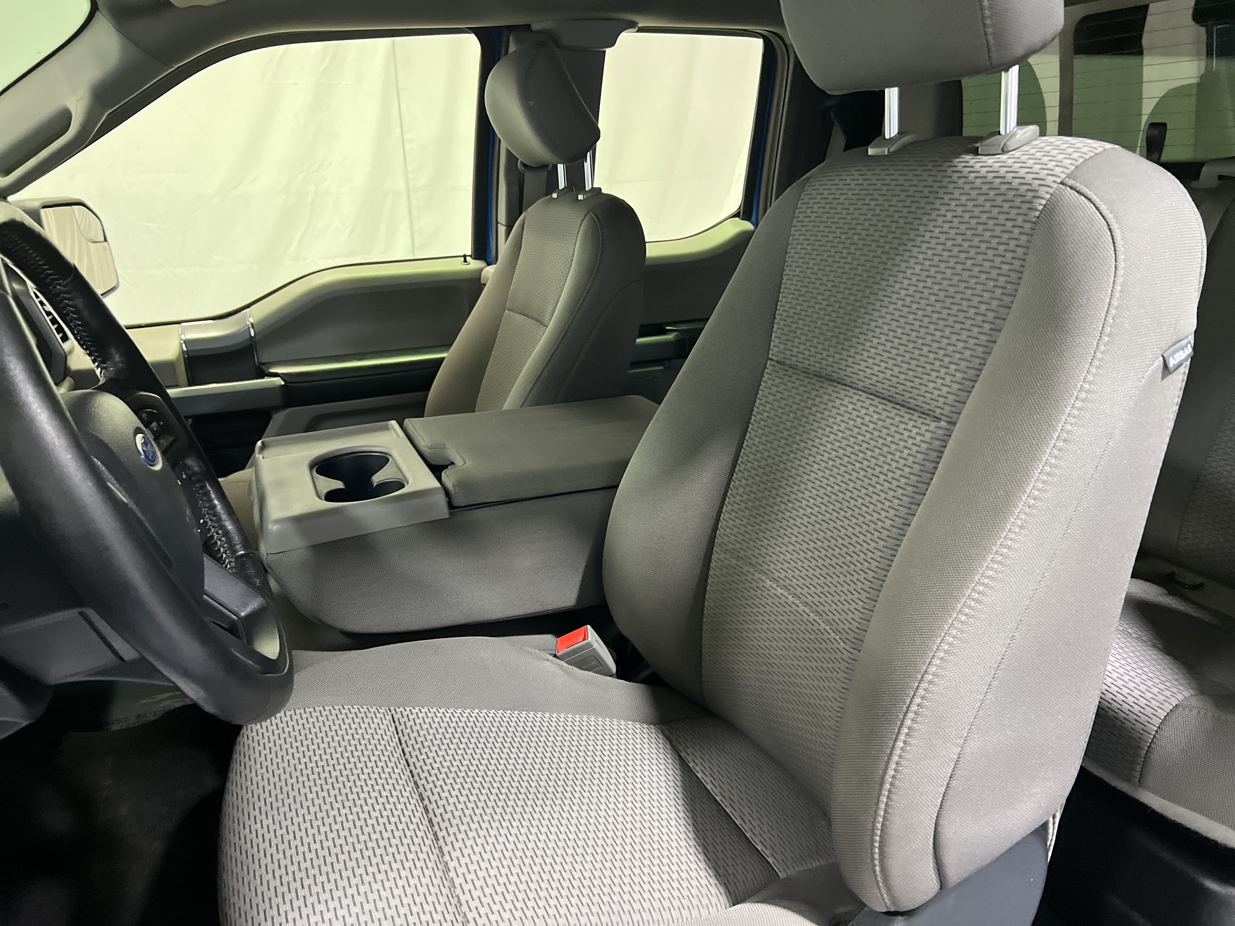 Used 2019 Ford F150 XLT w/ Equipment Group 302A Luxury AWD/4WD image 17