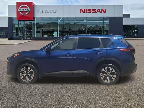 Used 2023 Nissan Rogue SV AWD/4WD image 4