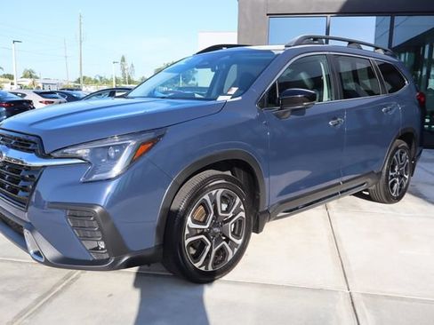 Used 2024 Subaru Ascent Touring w/ Popular Package #2 AWD/4WD image 8