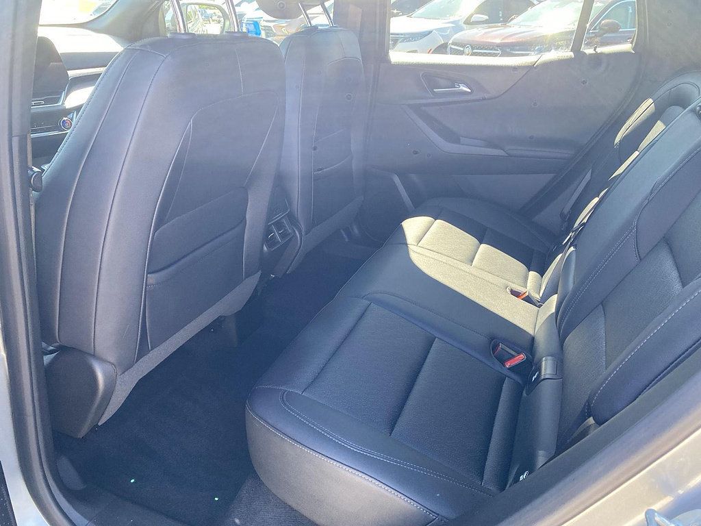 Certified 2025 Chevrolet Equinox LT w/ Convenience Package II AWD/4WD image 19