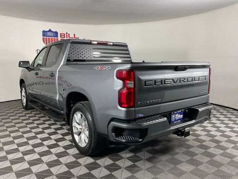 Used 2020 Chevrolet Silverado 1500 Custom w/ Custom Value Package AWD/4WD image 5