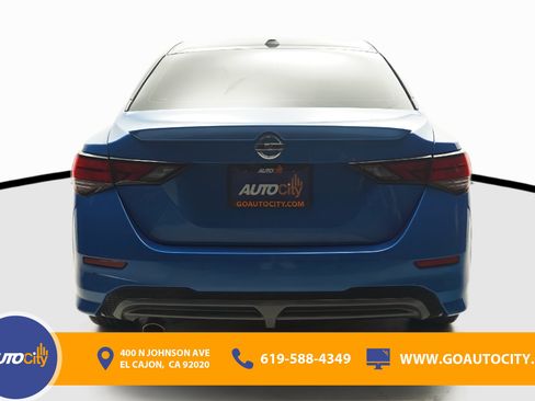 Used 2023 Nissan Sentra SR w/ SR Premium Package FWD image 12