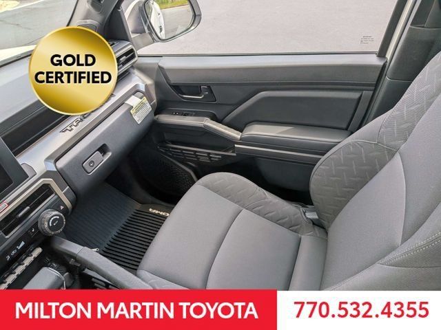 Certified 2025 Toyota Tacoma SR5 AWD/4WD image 17