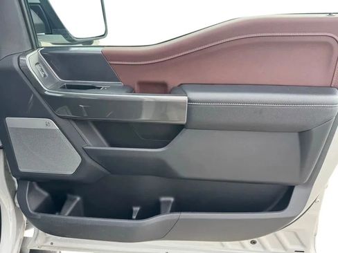 Used 2023 Ford F150 Lariat AWD/4WD image 14