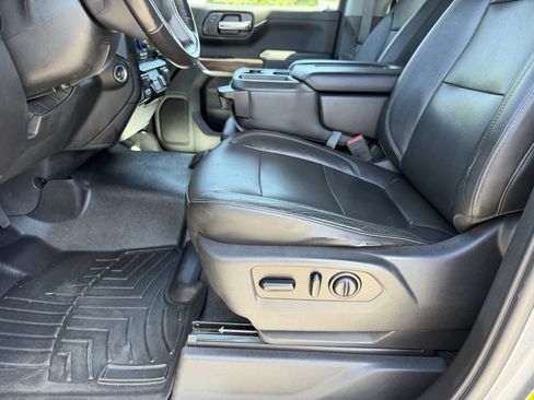 Used 2020 Chevrolet Silverado 1500 LT w/ All-Star Edition AWD/4WD image 28