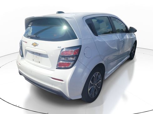 Used 2017 Chevrolet Sonic LT w/ Convenience Package FWD image 7