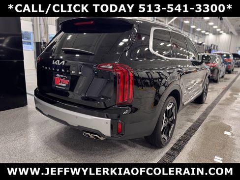 Certified 2024 Kia Telluride S w/ S Sunroof Package image 3