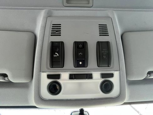 Used 2008 BMW 135i Coupe image 18