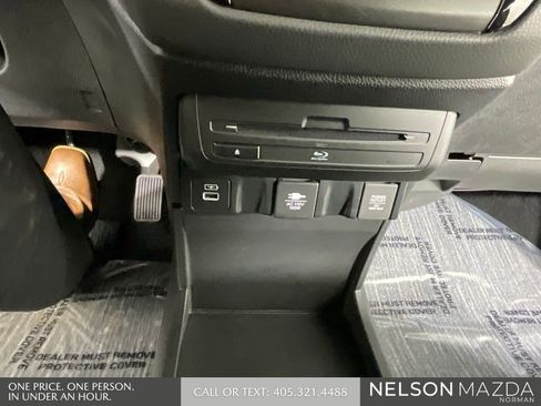 Used 2024 Honda Odyssey Touring image 37