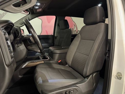 Used 2021 Chevrolet Silverado 1500 LT Trail Boss w/ Bed Protection Package image 18