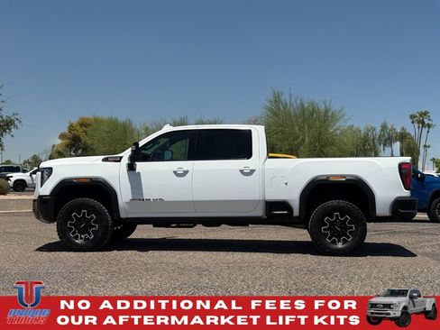 Used 2025 GMC Sierra 2500 AT4X AWD/4WD image 9