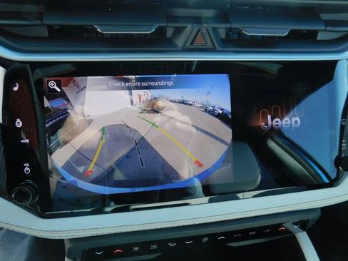 New 2026 Jeep Cherokee Overland image 31