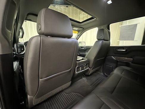 Used 2020 Chevrolet Silverado 1500 LTZ w/ LTZ Premium Package image 25