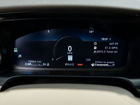 Used 2024 Lincoln Aviator Reserve w/ Equipment Group 201A image 26