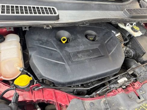 Used 2015 Ford Escape Titanium FWD image 22