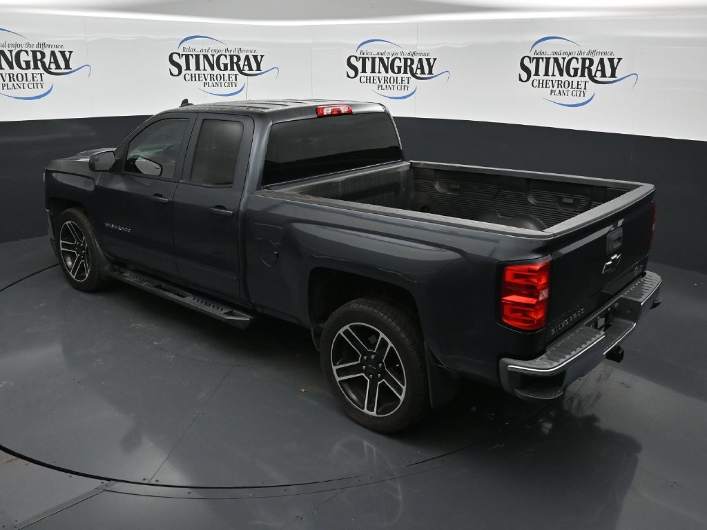 Used 2018 Chevrolet Silverado 1500 LT w/ All Star Edition RWD image 22
