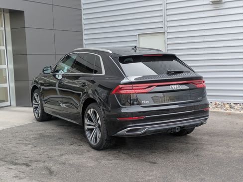 Used 2019 Audi Q8 Premium Plus w/ Premium Plus image 3