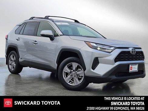 Certified 2025 Toyota RAV4 XLE image 1